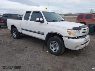 2005 Toyota Tundra SR5 with VIN 5TBBT44145S472290, listed as a IAAI auction lot 41030814 with 159,098 mi miles. Bid and sale history available at carsss.com. Image 1.