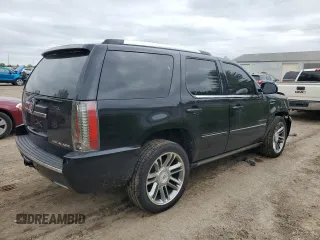 2013 Cadillac Escalade Premium z VIN 1GYS4CEF1DR369652, wystawiony jako Copart lot #57484115 z przebiegiem 93 013 mil mil oraz Nie do naprawy • Non repairable. Historia ofert i sprzedaży dostępna na DreamBid. Obrazek 3.