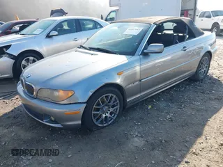 2004 BMW 3 Series 325Ci with VIN WBABW33404PL26897, listed as a IAAI auction lot 41007643 with 139,206 mi miles. Bid and sale history available at carsss.com. Image 2.