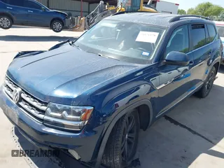 2020 Volkswagen Atlas SE z VIN 1V2LR2CA8LC502890, wystawiony jako IAAI lot #41871378 z przebiegiem 79 607 mil mil oraz . Historia ofert i sprzedaży dostępna na DreamBid. Obrazek 2.