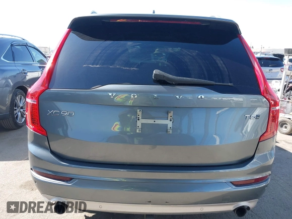 2018 Volvo XC90 Momentum with VIN YV4102PK3J1341909, listed as a IAAI auction lot 41992093 with 1 mi miles. Bid and sale history available at carsss.com. Image 16.