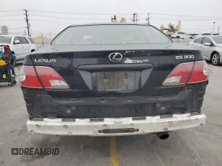 2002 Lexus ES 300 with VIN JTHBF30G520049637, listed as a Copart auction lot 58235085 with 123,290 mi miles and Salvage title. Bid and sale history available at DreamBid. Image 6.