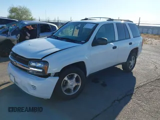2008 Chevrolet TrailBlazer LT w/3LT with VIN 1GNDT13S282106193, listed as a IAAI auction lot 41823706 with 155,724 mi miles. Bid and sale history available at carsss.com. Image 17.
