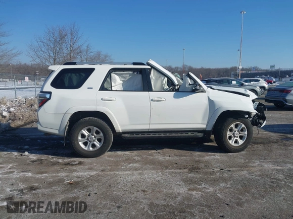 2022 Toyota 4Runner SR5 Premium with VIN JTENU5JR0N6058842, listed as a IAAI auction lot 41405515 with 27,480 mi miles and . Bid and sale history available at DreamBid. Image 13.