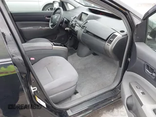 2009 Toyota Prius with VIN JTDKB20U597831905, listed as a IAAI auction lot 42172986 with 197,602 mi miles. Bid and sale history available at carsss.com. Image 5.