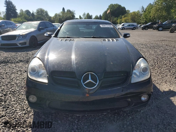 2007 Mercedes-Benz SLK-Class 5.5L AMG with VIN WDBWK73F67F150682, listed as a Copart auction lot 69413164 with 109,198 mi miles and Salvage Title. Bid and sale history available at carsss.com. Image 5.