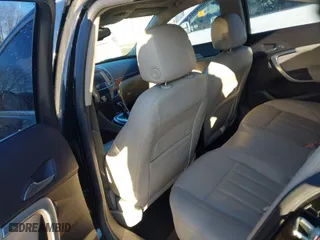 2017 Buick Regal Sport Touring with VIN 2G4GL5EX1H9127197, listed as a IAAI auction lot 41427759 with 66,784 mi miles. Bid and sale history available at carsss.com. Image 8.