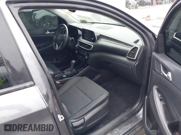 2019 Hyundai Tucson Ultimate with VIN KM8J3CAL2KU929121, listed as a IAAI auction lot 40793502 with 142,846 mi miles. Bid and sale history available at carsss.com. Image 5.