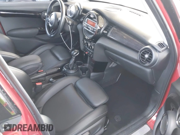 2016 MINI Cooper Hardtop 4 Door S with VIN WMWXU3C5XG2D28360, listed as a IAAI auction lot 41539607 with 78,616 mi miles. Bid and sale history available at carsss.com. Image 5.