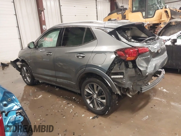 2021 Buick Encore GX Essence z VIN KL4MMGSL6MB099255, wystawiony jako IAAI lot #41613101 z przebiegiem 4 186 mil mil oraz . Historia ofert i sprzedaży dostępna na DreamBid. Obrazek 3.