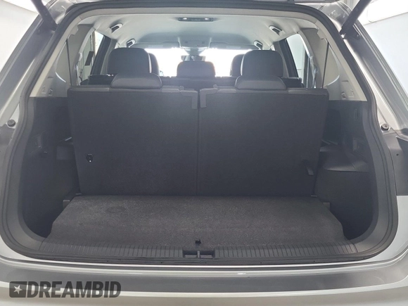 2024 Volkswagen Tiguan SE with VIN 3VV3B7AX5RM107374, listed as a IAAI auction lot 42845196 with 24,195 mi miles and . Bid and sale history available at DreamBid. Image 15.
