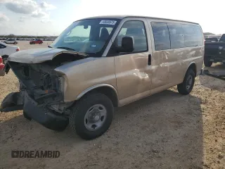 2007 Chevrolet Express Passenger z VIN 1GAHG35U571253808, wystawiony jako Copart lot #43830975 z przebiegiem 228 267 mil mil oraz Szkody całkowita. Historia ofert i sprzedaży dostępna na DreamBid. Obrazek 1.