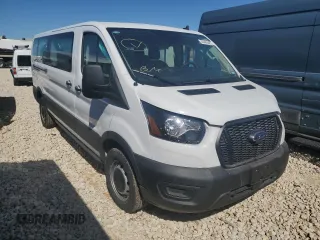 2024 Ford Transit Passenger XL with VIN 1FBAX2Y8XRKB30153, listed as a Copart auction lot 44428625 with 1,382 mi miles and Salvage Title. Bid and sale history available at carsss.com. Image 4.