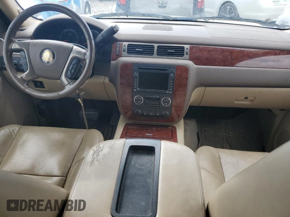 2010 Chevrolet Suburban LTZ with VIN 1GNUKKE37AR274407, listed as a Copart auction lot 49613125 with 195,184 mi miles and Salvage Title. Bid and sale history available at carsss.com. Image 8.