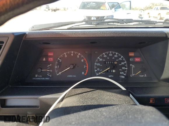 1987 Nissan Sentra z VIN JN1PB2411HU026525, wystawiony jako Copart lot #78997744 z przebiegiem 65 716 mil mil oraz Nie do naprawy • Non repairable. Historia ofert i sprzedaży dostępna na DreamBid. Obrazek 9.