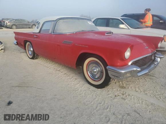 1957 Ford Thunderbird with VIN D7FH286272, listed as a Copart auction lot 77243694 with 19,878 mi miles and Salvage Title. Bid and sale history available at DreamBid. Image 4.