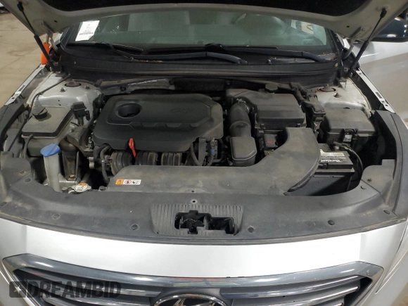 2017 Hyundai Sonata 2.4L z VIN 5NPE24AFXHH517525, wystawiony jako Copart lot #59857265 z przebiegiem 172 374 mil mil oraz Nie do naprawy • Non repairable. Historia ofert i sprzedaży dostępna na DreamBid. Obrazek 11.