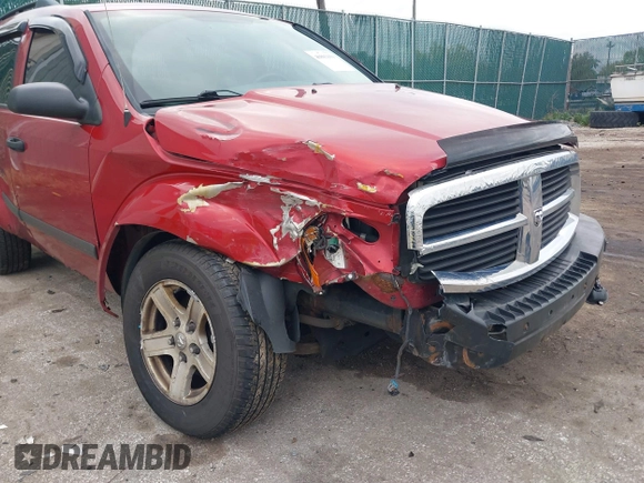 2006 Dodge Durango SLT z VIN 1D4HB48N36F164260, wystawiony jako IAAI lot #40803650 z przebiegiem 199 200 mil mil oraz . Historia ofert i sprzedaży dostępna na DreamBid. Obrazek 6.