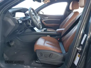 2023 Audi e-tron Premium with VIN WA1AAAGE3PB023323, listed as a Copart auction lot 69809524 with 31,564 mi miles and Salvage Title. Bid and sale history available at DreamBid. Image 7.