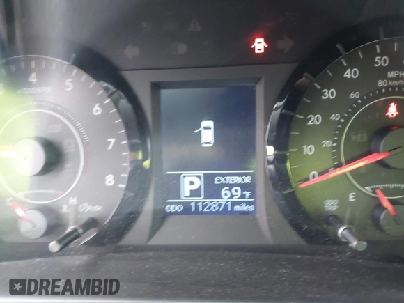 2017 Toyota Sienna LE Auto Access Seat with VIN 5TDKZ3DCXHS818669, listed as a IAAI auction lot 42198544 with 112,871 mi miles. Bid and sale history available at carsss.com. Image 15.