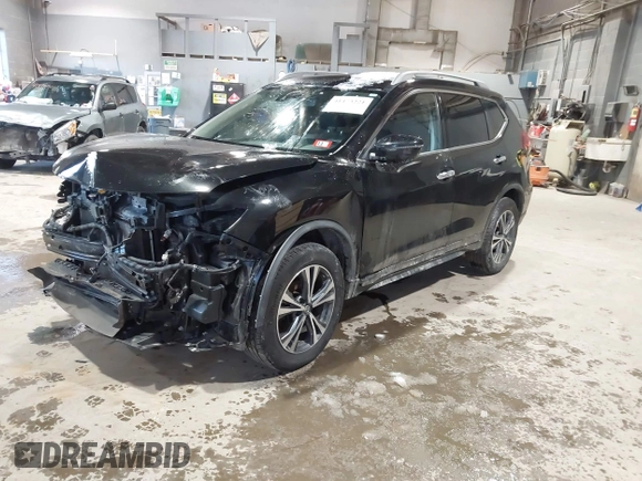 2019 Nissan Rogue SV with VIN JN8AT2MV8KW394025, listed as a IAAI auction lot 41473221 with 105,698 mi miles. Bid and sale history available at carsss.com. Image 17.