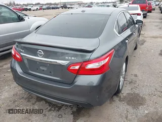 2017 Nissan Altima SL with VIN 1N4BL3AP1HC222902, listed as a IAAI auction lot 41576925 with 60,920 mi miles and . Bid and sale history available at DreamBid. Image 4.