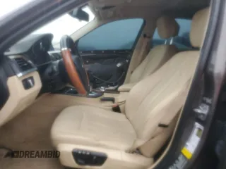 2013 BMW 3 Series 328i xDrive with VIN WBA3B3C54DF535784, listed as a Copart auction lot 85014874 with Not Provided miles and Salvage Title. Bid and sale history available at carsss.com. Image 7.