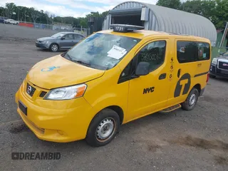 2014 Nissan NV200 z VIN 3N8CM0JTXEK702664, wystawiony jako IAAI lot #39503323 z przebiegiem 218 360 mil mil oraz . Historia ofert i sprzedaży dostępna na DreamBid. Obrazek 2.