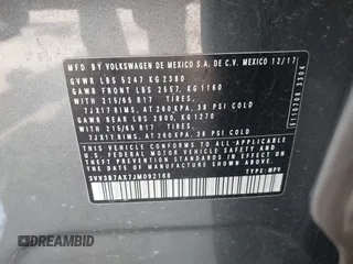 2018 Volkswagen Tiguan SEL с VIN 3VV3B7AX7JM092168, выставлен на аукционе IAAI как лот 42403883 с пробегом 96 022 миль миль и . История ставок и продаж доступна на DreamBid. Изображение 9.