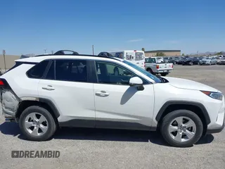 2019 Toyota RAV4 XLE with VIN JTMW1RFV9KD003246, listed as a IAAI auction lot 42115291 with 81,910 mi miles. Bid and sale history available at carsss.com. Image 14.