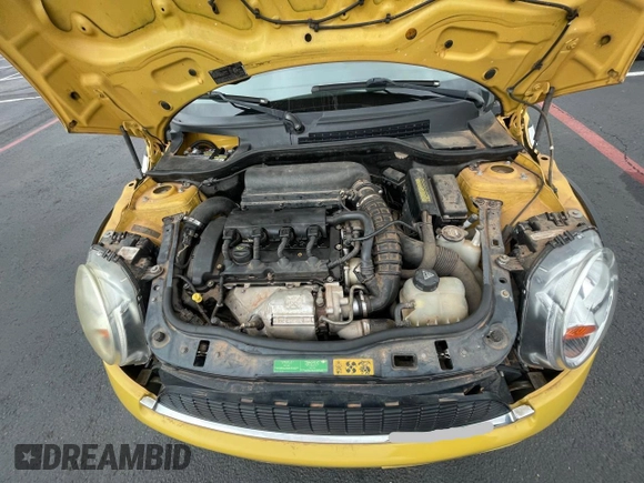 2007 MINI Hardtop S with VIN WMWMF73507TL90586, listed as a Copart auction lot 54109915 with 50,695 mi miles and Clean Title. Bid and sale history available at DreamBid. Image 7.