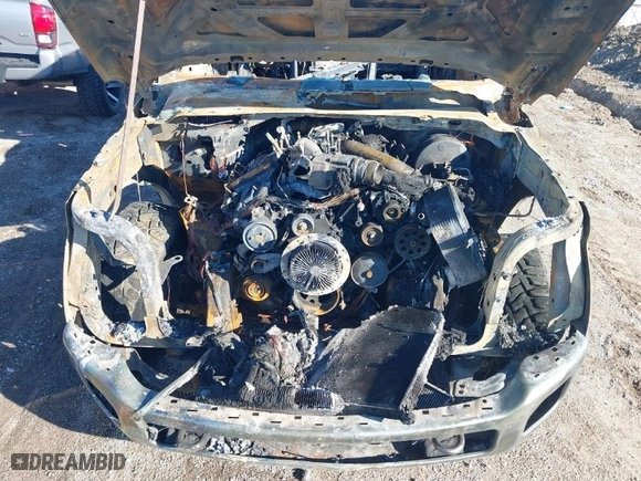 2015 Ford Super Duty F-250 SRW Lariat with VIN 1FT7W2BT4FEC62356, listed as a IAAI auction lot 40819061 with 1 mi miles. Bid and sale history available at carsss.com. Image 10.