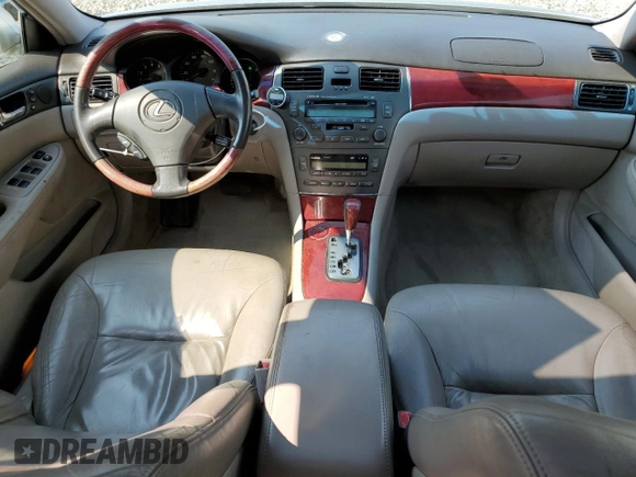 2002 Lexus ES 300 z VIN JTHBF30G525031738, wystawiony jako Copart lot #60660755 z przebiegiem 236 087 mil mil oraz Szkoda całkowita • Salvage title. Historia ofert i sprzedaży dostępna na DreamBid. Obrazek 8.