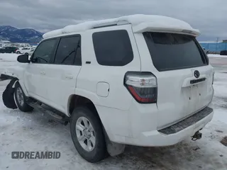 2015 Toyota 4Runner Limited with VIN JTEBU5JR4F5218442, listed as a IAAI auction lot 41250608 with Not provided miles and . Bid and sale history available at DreamBid. Image 3.