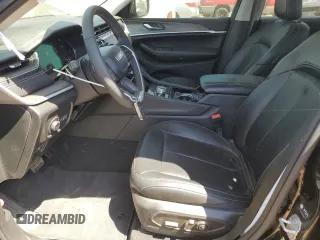 2023 Jeep Grand Cherokee Limited with VIN 1C4RJHBG7PC643161, listed as a Copart auction lot 64201035 with 18,074 mi miles and Salvage title. Bid and sale history available at DreamBid. Image 7.
