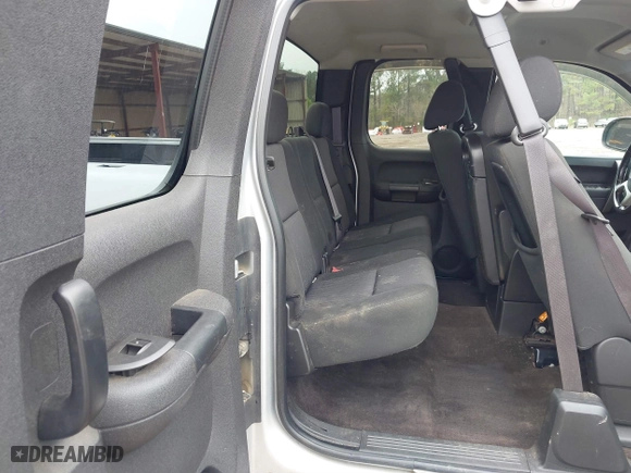 2012 Chevrolet Silverado 1500 LT with VIN 1GCRCSE01CZ332418, listed as a IAAI auction lot 41861959 with 309,818 mi miles. Bid and sale history available at carsss.com. Image 8.