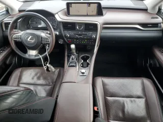 2017 Lexus RX 350 z VIN 2T2BZMCA2HC069523, wystawiony jako Copart lot #61055415 z przebiegiem 108 772 mil mil oraz Szkoda całkowita • Salvage title. Historia ofert i sprzedaży dostępna na DreamBid. Obrazek 8.