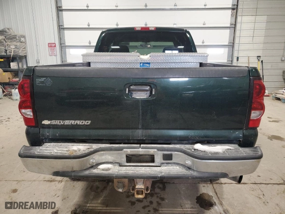 2006 Chevrolet Silverado 2500HD LT2 with VIN 1GCHK29D36E288414, listed as a Copart auction lot 44944195 with 122,258 mi miles and Salvage Title. Bid and sale history available at carsss.com. Image 6.