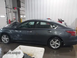 2013 Nissan Altima SV with VIN 1N4AL3AP0DN438198, listed as a IAAI auction lot 41267612 with 152,759 mi miles and . Bid and sale history available at DreamBid. Image 15.