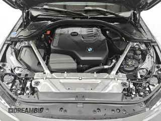 2024 BMW 4 Series 430i z VIN WBA53AP01RCR82185, wystawiony jako Copart lot #55703945 z przebiegiem 24 906 mil mil oraz Czysty tytuł • Clean title. Historia ofert i sprzedaży dostępna na DreamBid. Obrazek 11.