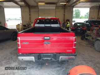 2014 Ford F-150 XL z VIN 1FTFX1EF2EKF34623, wystawiony jako IAAI lot #42614241 z przebiegiem 239 192 mil mil oraz . Historia ofert i sprzedaży dostępna na DreamBid. Obrazek 16.