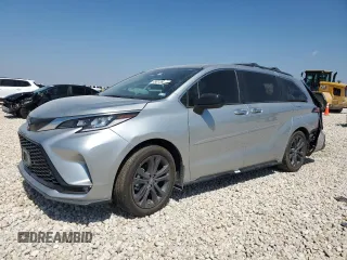 2024 Toyota Sienna XSE with VIN 5TDXRKEC0RS205640, listed as a Copart auction lot 49013925 with 4,340 mi miles and Salvage Title. Bid and sale history available at carsss.com. Image 1.