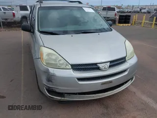 2004 Toyota Sienna CE with VIN 5TDZA23C84S003172, listed as a IAAI auction lot 41499861 with 292,374 mi miles. Bid and sale history available at carsss.com. Image 6.