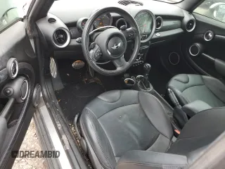 2015 MINI Convertible S with VIN WMWZP3C57F2A91437, listed as a Copart auction lot 53883525 with 28,185 mi miles and Salvage title. Bid and sale history available at DreamBid. Image 8.