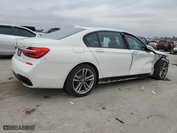 2019 BMW 7 Series 740i xDrive with VIN WBA7E4C55KGV28459, listed as a Copart auction lot 81144734 with 46,700 mi miles and Salvage Title. Bid and sale history available at carsss.com. Image 3.