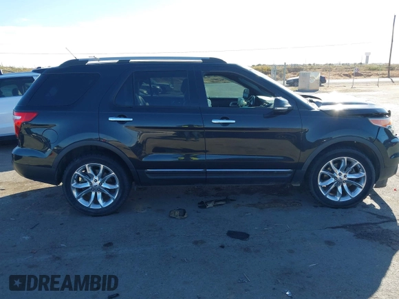 2015 Ford Explorer XLT with VIN 1FM5K8D81FGB56865, listed as a IAAI auction lot 40974676 with 1 mi miles. Bid and sale history available at carsss.com. Image 14.