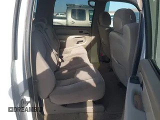 2003 Chevrolet Suburban LT with VIN 3GNEC16ZX3G322144, listed as a IAAI auction lot 41439053 with 239,789 mi miles. Bid and sale history available at carsss.com. Image 8.