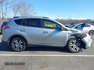 2017 Toyota RAV4 LE with VIN 2T3BFREV0HW562035, listed as a IAAI auction lot 41755916 with 77,562 mi miles. Bid and sale history available at carsss.com. Image 13.