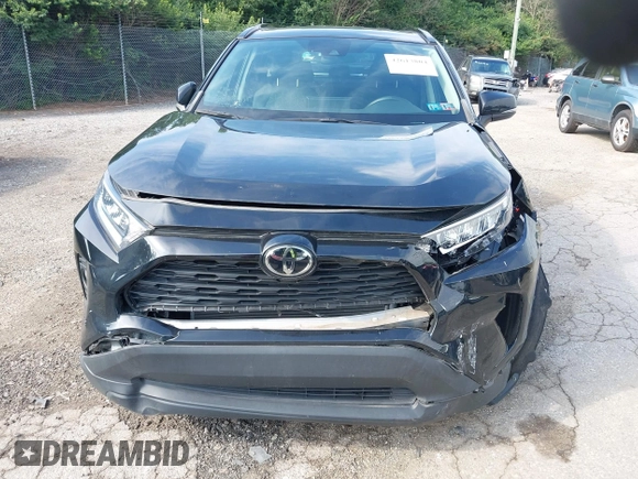 2021 Toyota RAV4 XLE with VIN 2T3P1RFV5MW228015, listed as a IAAI auction lot 42613804 with 28,028 mi miles and . Bid and sale history available at DreamBid. Image 12.