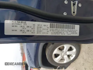 2019 Jeep Compass Latitude with VIN 3C4NJDBB3KT835802, listed as a IAAI auction lot 41893590 with 49,716 mi miles and . Bid and sale history available at DreamBid. Image 9.